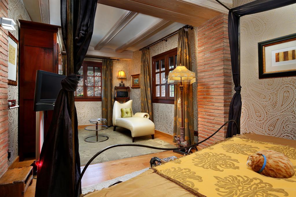 Hotel Boutique Maribel (Adults Only) Alquezar Exterior photo